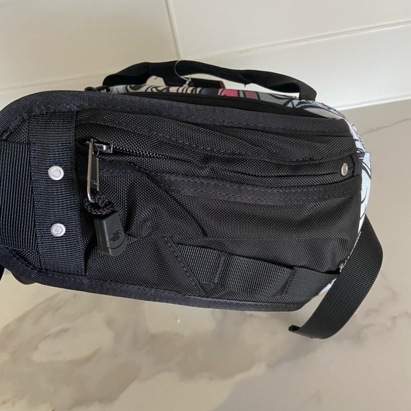 SUPREME X THE NORTH FACE • Steep Tech waist bag Fanny pack multi color dragon - Picture 5 of 13